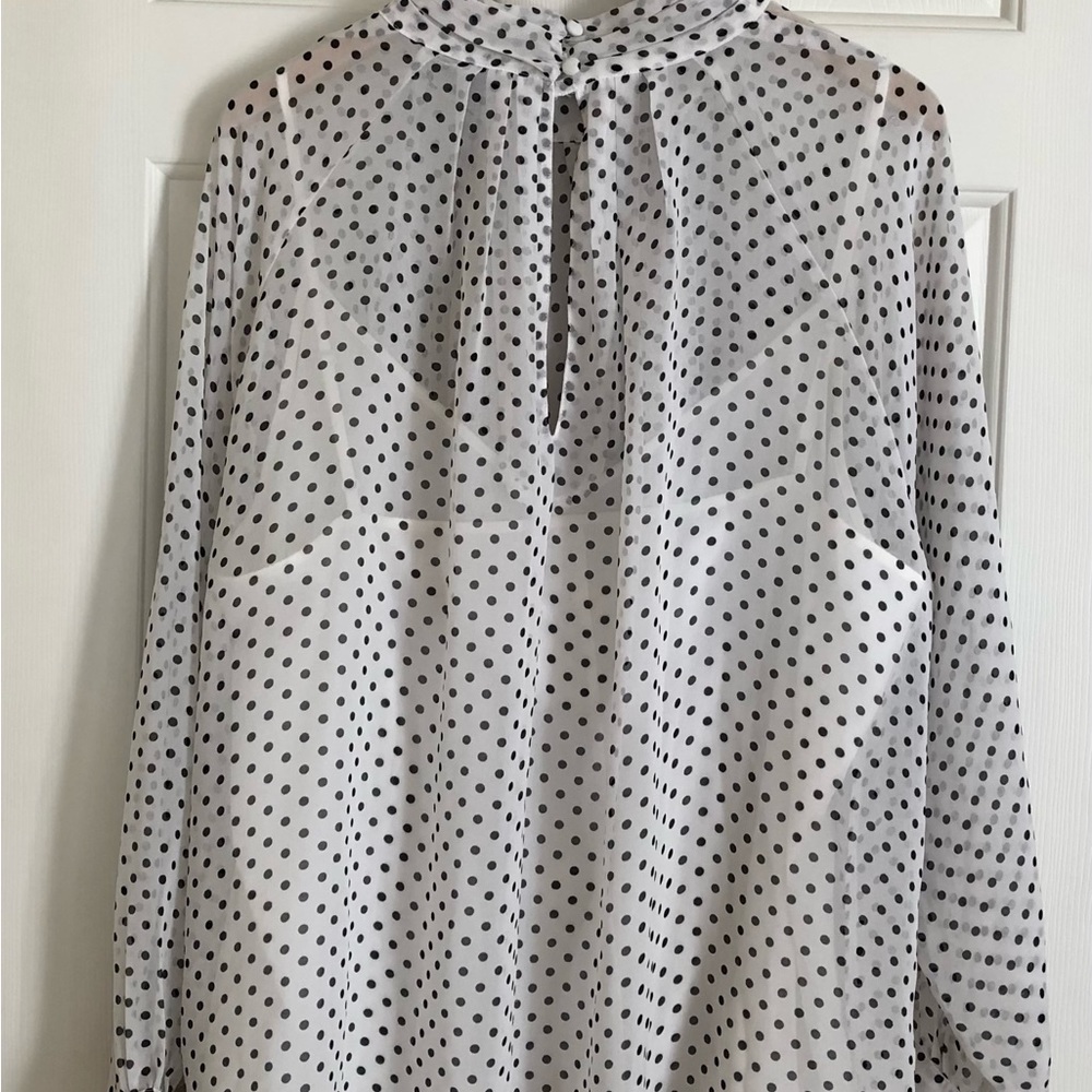 ASOS Curve dotty blouse - Picture 7 of 10
